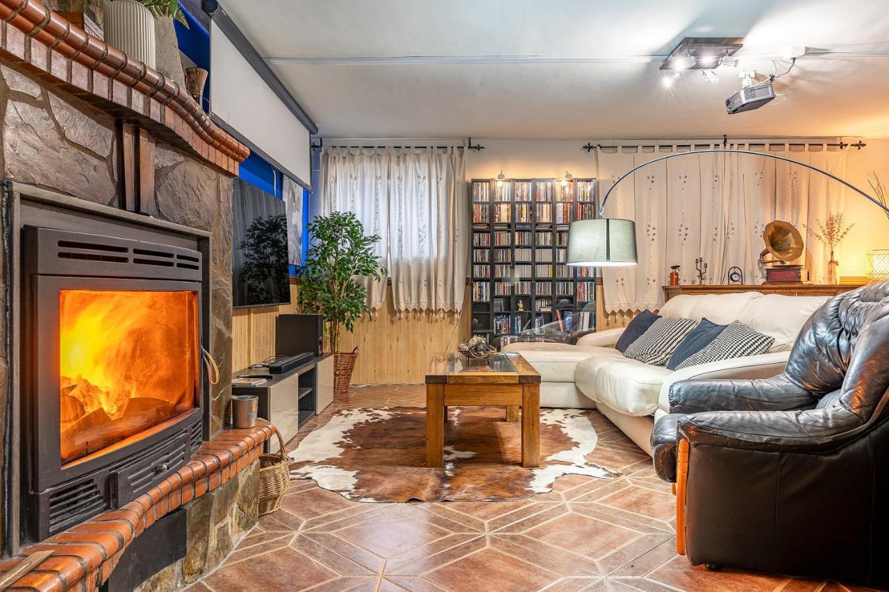 Willa Casa De Amigos La Latina Con Piscina, Chimenea Y Barbacoa Illora Zewnętrze zdjęcie